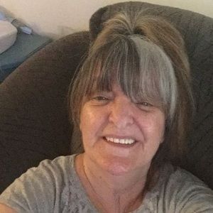 Meet your Posher, Debbie